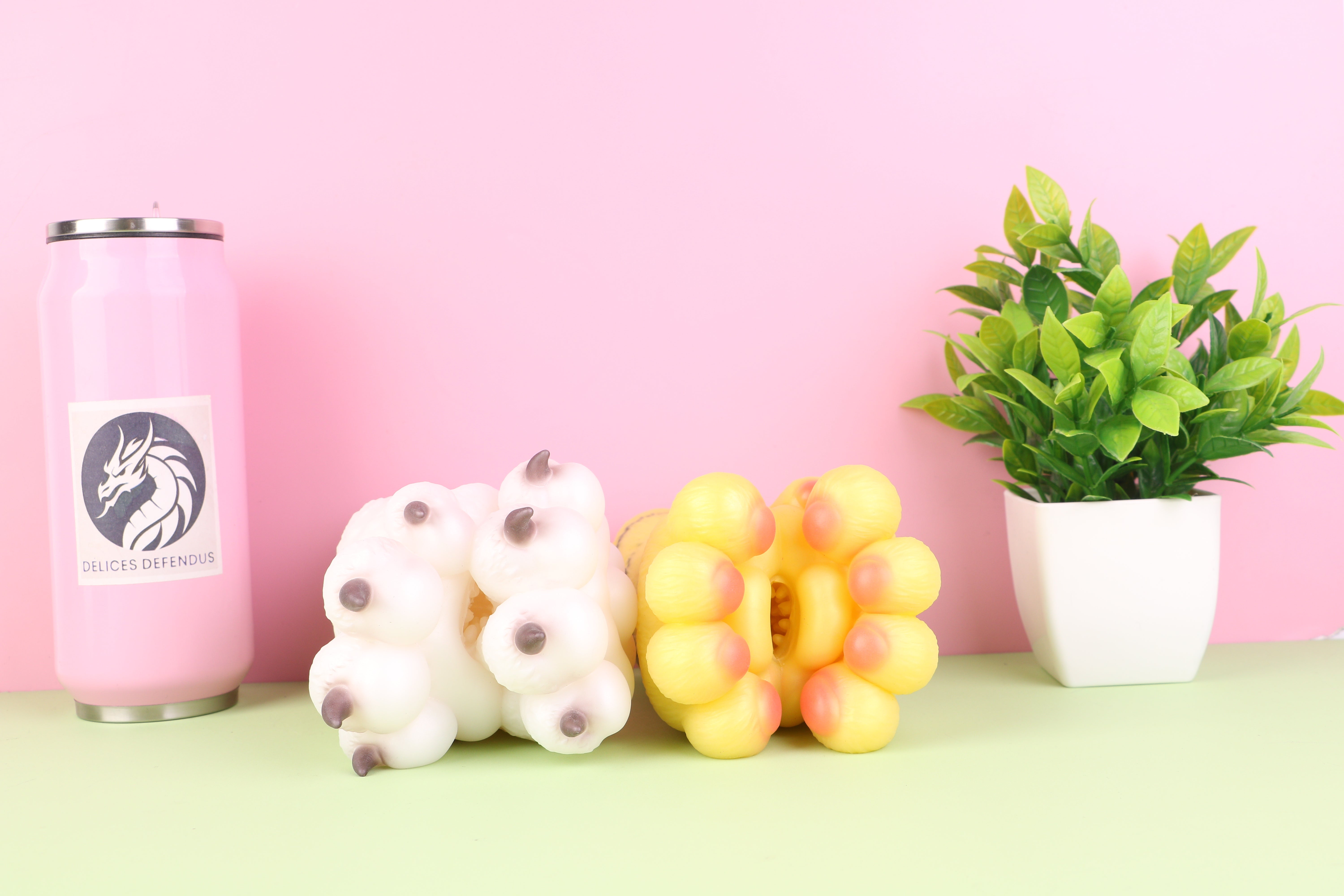 Loona Helluva Boss Feet Paw Fleshlight XXL – Realistic Furry Foot Masturbator with Detailed Paw Pads, Soft Fur and Deep Textured Canal for Intense Footjob Simulation