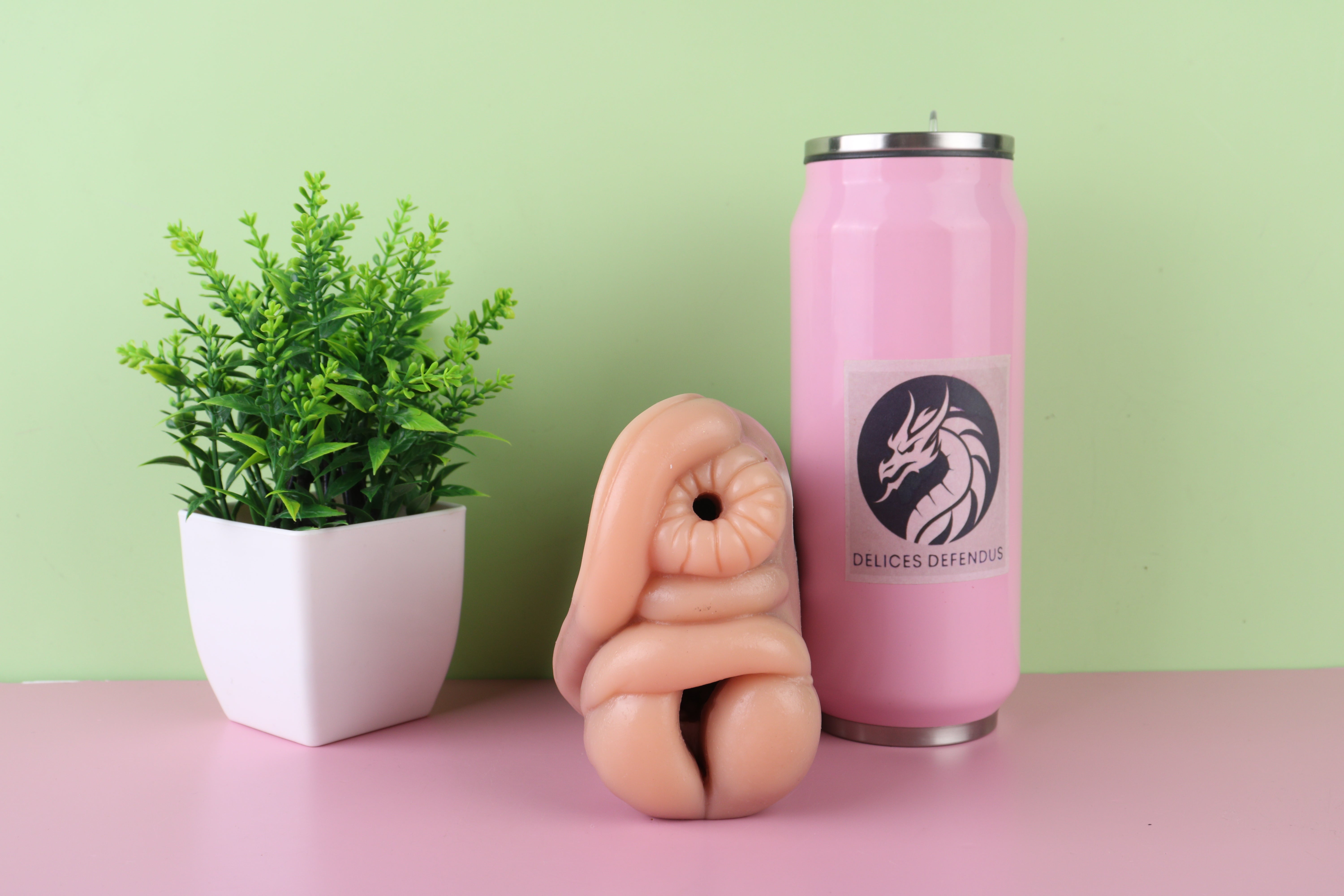 Savana giraffe fantasy toy for shoppers searching for Bad Dragon and Primal Hardwere alternatives